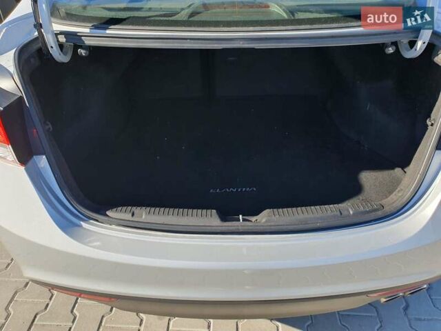 Серый Хендай Элантра, объемом двигателя 2 л и пробегом 133 тыс. км за 8500 $, фото 15 на Automoto.ua