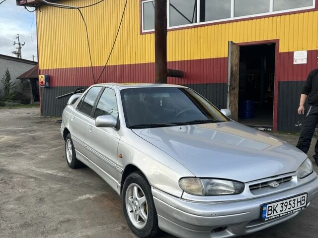 Серый Хендай Элантра, объемом двигателя 1.5 л и пробегом 300 тыс. км за 2200 $, фото 2 на Automoto.ua