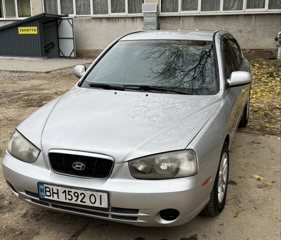 Серый Хендай Элантра, объемом двигателя 2 л и пробегом 165 тыс. км за 4500 $, фото 2 на Automoto.ua