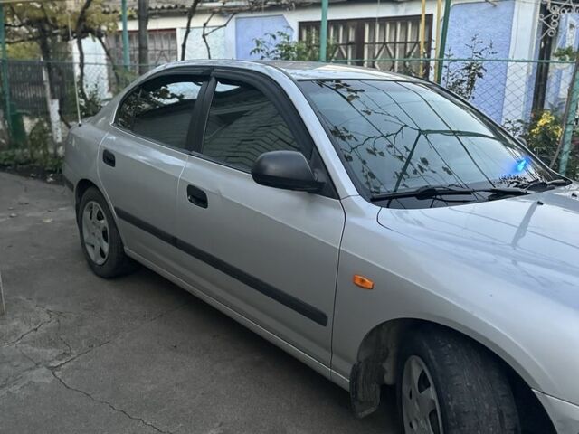 Хендай Элантра 2004 в Подольск (Котовск) на Automoto.ua Серый Хендай Элантра, объемом двигателя 1.6 л и пробегом 2 тыс. км за 2900 $, фото 3 на Automoto.ua