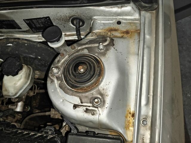 Серый Хендай Элантра, объемом двигателя 1.6 л и пробегом 853 тыс. км за 1790 $, фото 2 на Automoto.ua