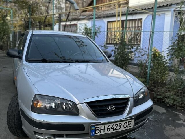 Хендай Элантра 2004 в Подольск (Котовск) на Automoto.ua Серый Хендай Элантра, объемом двигателя 1.6 л и пробегом 2 тыс. км за 2900 $, фото 1 на Automoto.ua