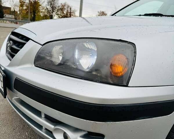 Хендай Элантра 2004 в Днепре (Днепропетровске) на Automoto.ua Серый Хендай Элантра, объемом двигателя 1.6 л и пробегом 500 тыс. км за 3800 $, фото 1 на Automoto.ua