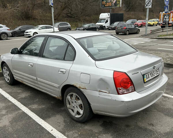 Сірий Хендай Елантра, об'ємом двигуна 2 л та пробігом 280 тис. км за 2500 $, фото 3 на Automoto.ua