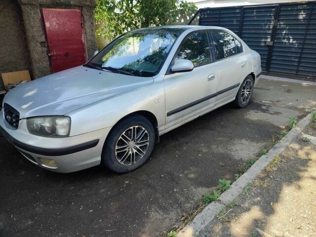 Серый Хендай Элантра, объемом двигателя 1.6 л и пробегом 300 тыс. км за 700 $, фото 2 на Automoto.ua