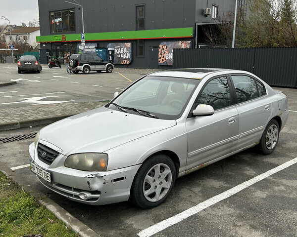 Сірий Хендай Елантра, об'ємом двигуна 2 л та пробігом 280 тис. км за 2500 $, фото 2 на Automoto.ua