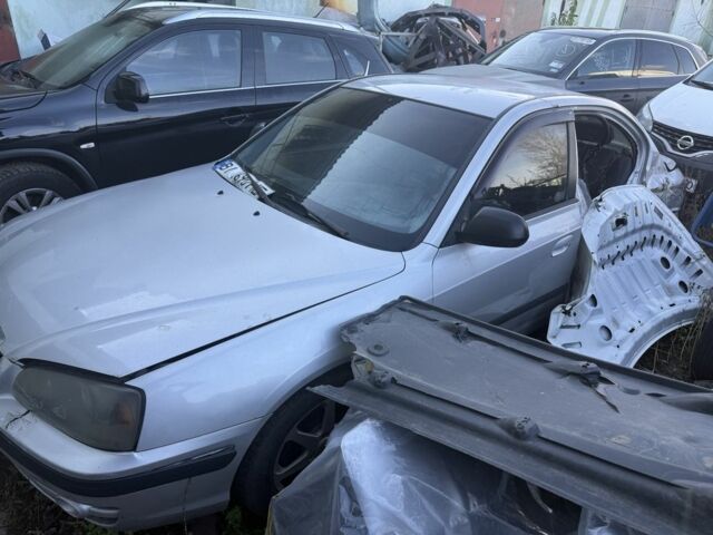 Серый Хендай Элантра, объемом двигателя 1.6 л и пробегом 200 тыс. км за 900 $, фото 8 на Automoto.ua