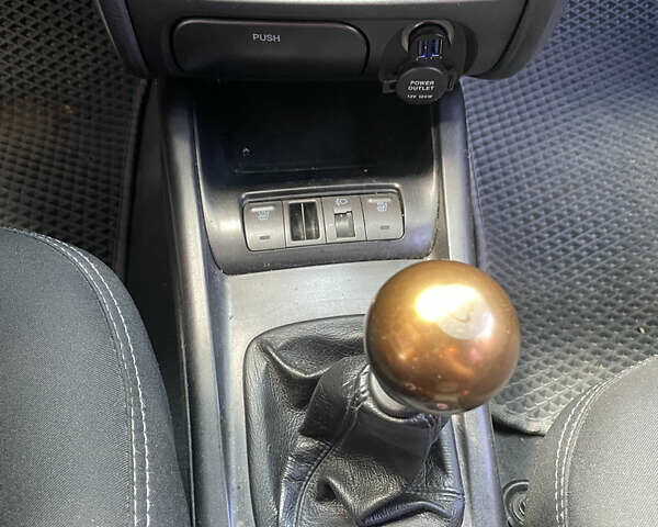 Серый Хендай Элантра, объемом двигателя 1.98 л и пробегом 218 тыс. км за 3750 $, фото 11 на Automoto.ua