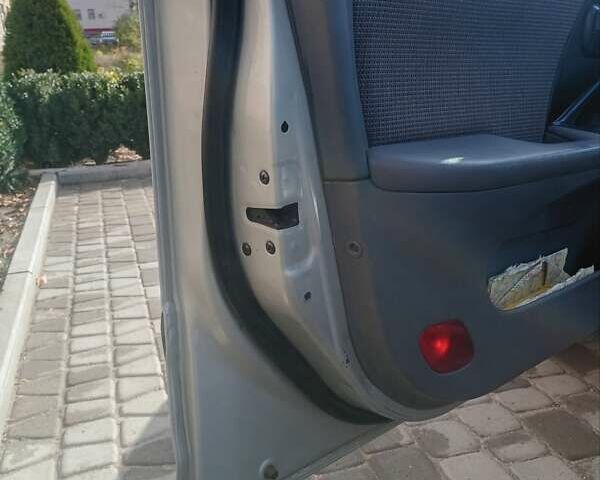 Серый Хендай Элантра, объемом двигателя 1.6 л и пробегом 221 тыс. км за 4100 $, фото 28 на Automoto.ua