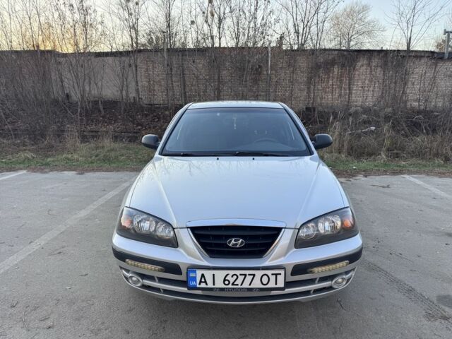 Серый Хендай Элантра, объемом двигателя 1.6 л и пробегом 250 тыс. км за 2800 $, фото 1 на Automoto.ua