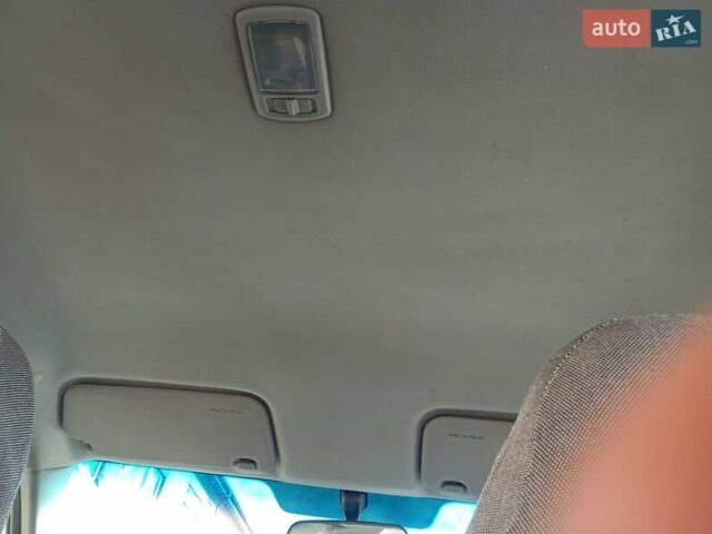 Серый Хендай Элантра, объемом двигателя 1.6 л и пробегом 221 тыс. км за 4100 $, фото 10 на Automoto.ua