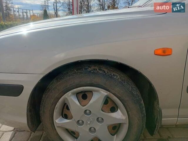 Серый Хендай Элантра, объемом двигателя 1.6 л и пробегом 221 тыс. км за 4100 $, фото 7 на Automoto.ua