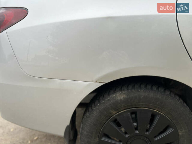 Сірий Хендай Елантра, об'ємом двигуна 1.6 л та пробігом 287 тис. км за 4600 $, фото 17 на Automoto.ua