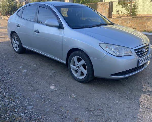 Сірий Хендай Елантра, об'ємом двигуна 1.59 л та пробігом 279 тис. км за 5400 $, фото 7 на Automoto.ua