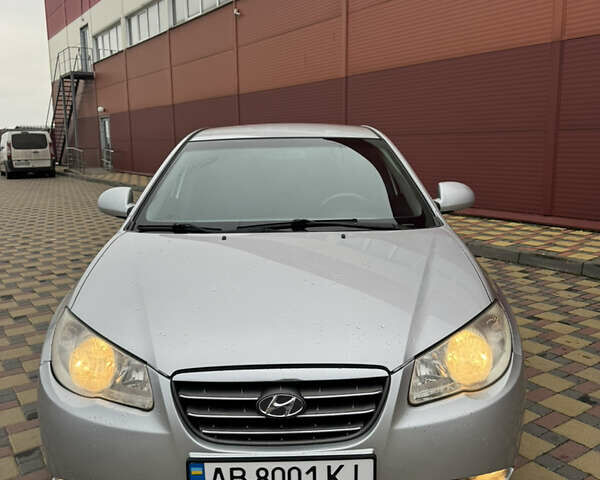 Серый Хендай Элантра, объемом двигателя 1.6 л и пробегом 275 тыс. км за 4699 $, фото 2 на Automoto.ua