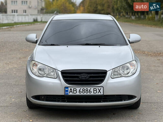 Сірий Хендай Елантра, об'ємом двигуна 1.6 л та пробігом 287 тис. км за 4600 $, фото 37 на Automoto.ua