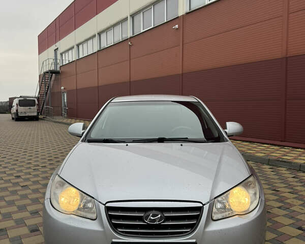 Серый Хендай Элантра, объемом двигателя 1.6 л и пробегом 275 тыс. км за 4699 $, фото 16 на Automoto.ua