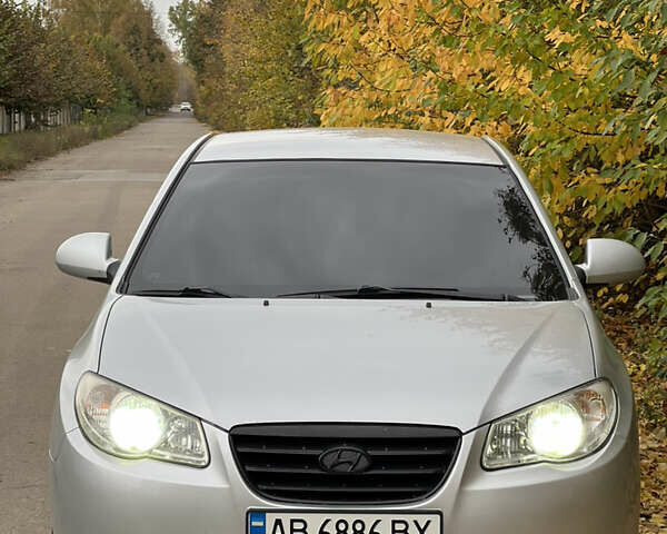 Сірий Хендай Елантра, об'ємом двигуна 1.6 л та пробігом 287 тис. км за 4600 $, фото 49 на Automoto.ua