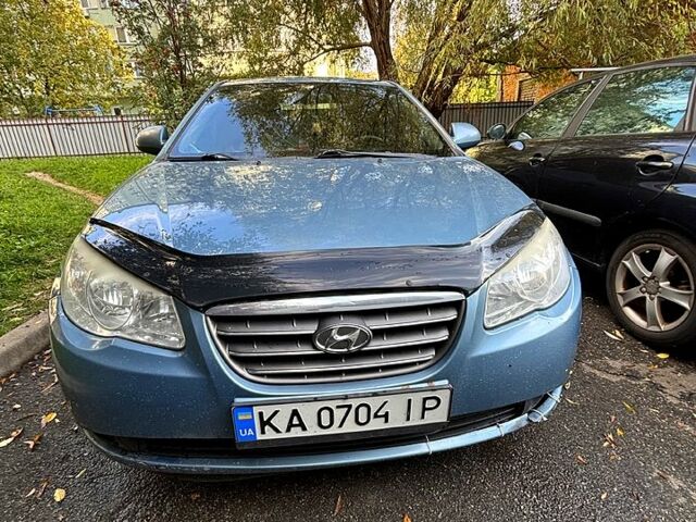 Сірий Хендай Елантра, об'ємом двигуна 1.6 л та пробігом 289 тис. км за 3000 $, фото 8 на Automoto.ua