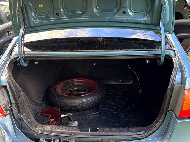 Сірий Хендай Елантра, об'ємом двигуна 1.6 л та пробігом 289 тис. км за 3000 $, фото 11 на Automoto.ua