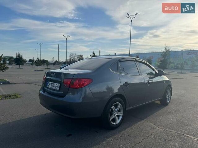Серый Хендай Элантра, объемом двигателя 1.59 л и пробегом 203 тыс. км за 7100 $, фото 5 на Automoto.ua