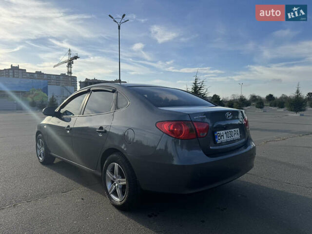 Серый Хендай Элантра, объемом двигателя 1.59 л и пробегом 203 тыс. км за 7100 $, фото 7 на Automoto.ua