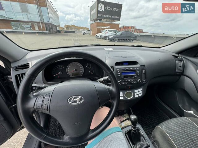 Сірий Хендай Елантра, об'ємом двигуна 1.6 л та пробігом 102 тис. км за 9000 $, фото 9 на Automoto.ua