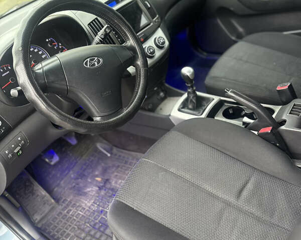 Хендай Элантра 2008 в Киеве на Automoto.ua Серый Хендай Элантра, объемом двигателя 1.59 л и пробегом 290 тыс. км за 4599 $, фото 15 на Automoto.ua