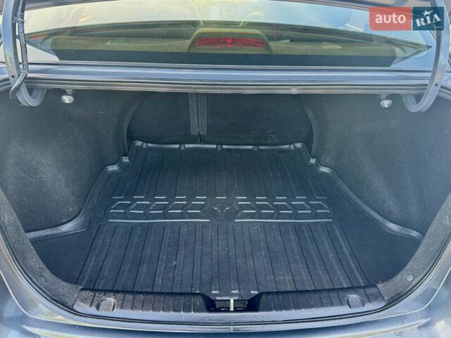 Серый Хендай Элантра, объемом двигателя 1.59 л и пробегом 203 тыс. км за 7100 $, фото 10 на Automoto.ua