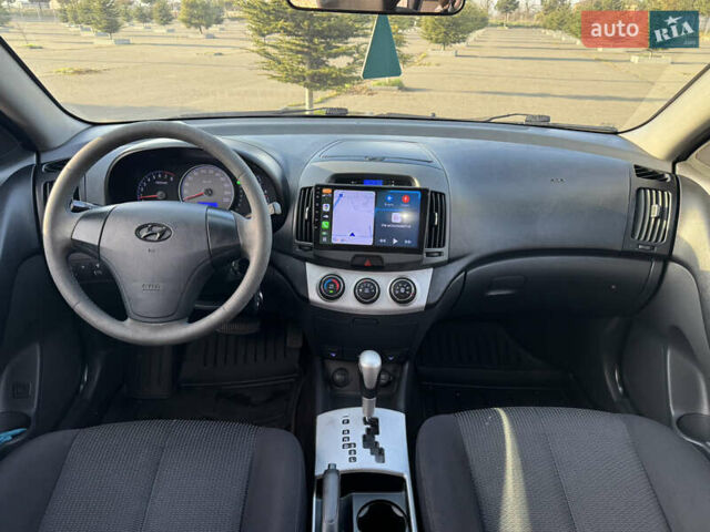 Серый Хендай Элантра, объемом двигателя 1.59 л и пробегом 203 тыс. км за 7100 $, фото 22 на Automoto.ua