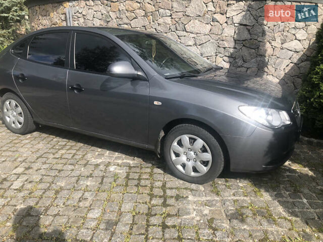 Серый Хендай Элантра, объемом двигателя 1.6 л и пробегом 285 тыс. км за 6600 $, фото 11 на Automoto.ua