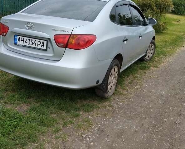 Серый Хендай Элантра, объемом двигателя 1.6 л и пробегом 246 тыс. км за 6400 $, фото 26 на Automoto.ua