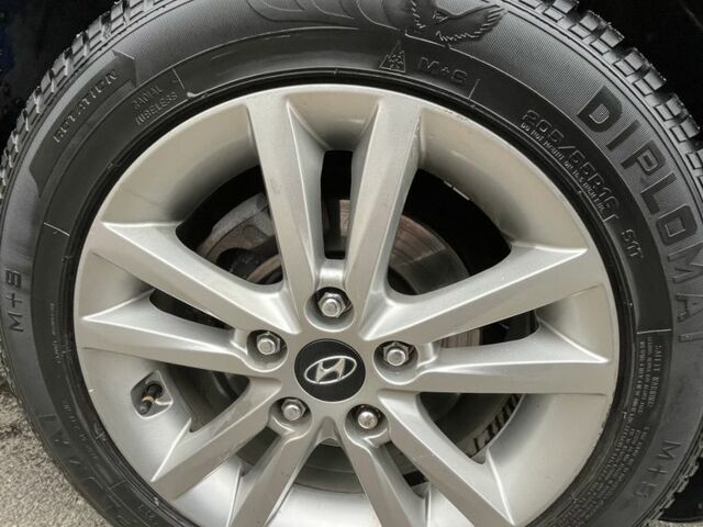 Серый Хендай Элантра, объемом двигателя 1.6 л и пробегом 180 тыс. км за 5900 $, фото 10 на Automoto.ua