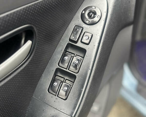 Хендай Элантра 2008 в Киеве на Automoto.ua Серый Хендай Элантра, объемом двигателя 1.59 л и пробегом 290 тыс. км за 4599 $, фото 16 на Automoto.ua