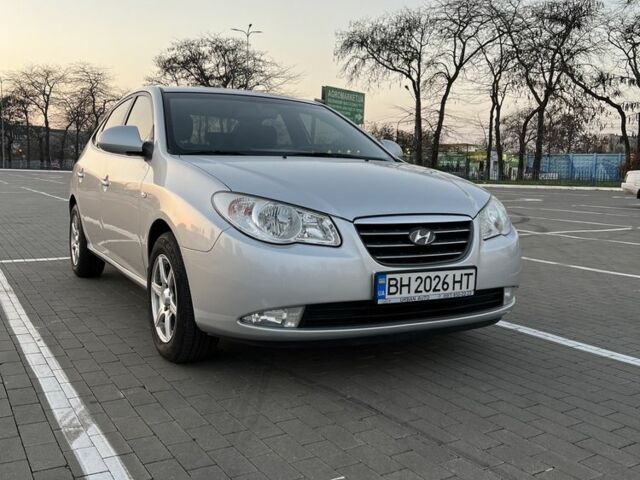 Сірий Хендай Елантра, об'ємом двигуна 1.6 л та пробігом 159 тис. км за 6250 $, фото 3 на Automoto.ua