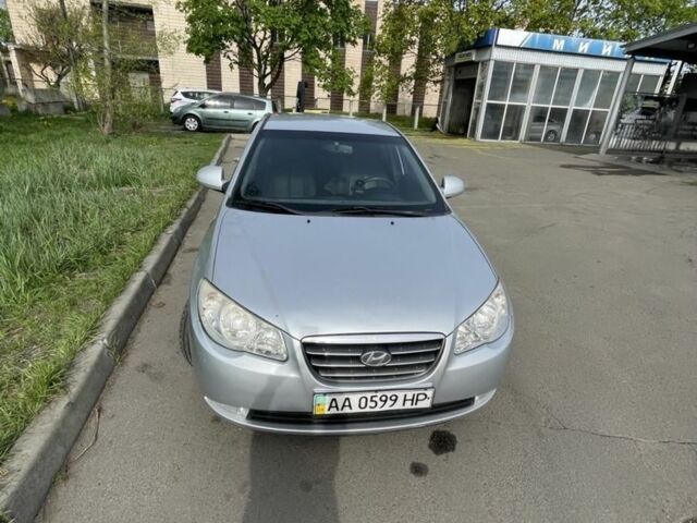 Серый Хендай Элантра, объемом двигателя 1.6 л и пробегом 154 тыс. км за 5499 $, фото 7 на Automoto.ua