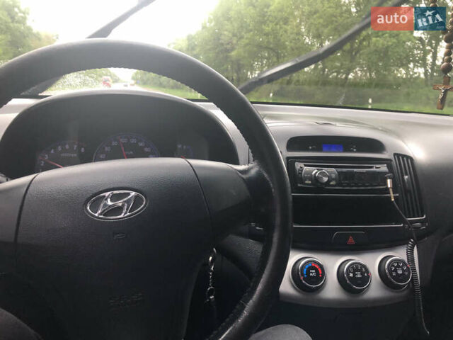 Серый Хендай Элантра, объемом двигателя 1.6 л и пробегом 285 тыс. км за 6600 $, фото 14 на Automoto.ua