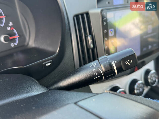 Серый Хендай Элантра, объемом двигателя 1.59 л и пробегом 203 тыс. км за 7100 $, фото 32 на Automoto.ua