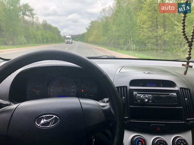 Серый Хендай Элантра, объемом двигателя 1.6 л и пробегом 285 тыс. км за 6600 $, фото 13 на Automoto.ua