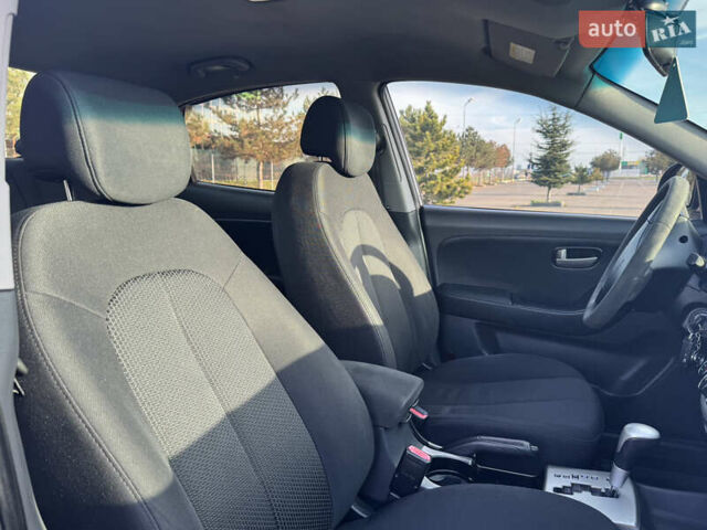 Серый Хендай Элантра, объемом двигателя 1.59 л и пробегом 203 тыс. км за 7100 $, фото 14 на Automoto.ua