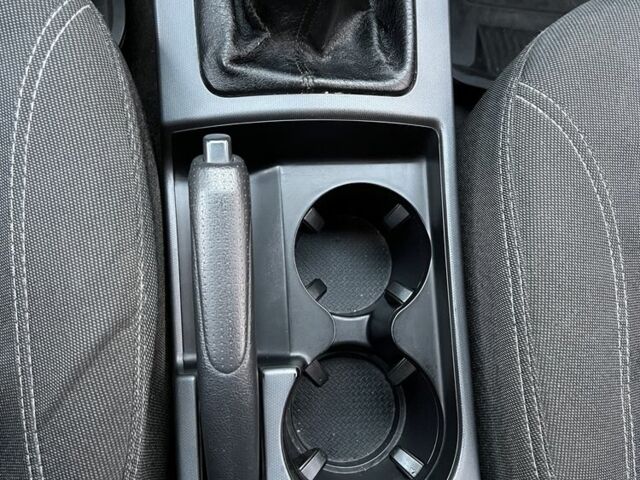 Сірий Хендай Елантра, об'ємом двигуна 1.6 л та пробігом 159 тис. км за 6250 $, фото 9 на Automoto.ua