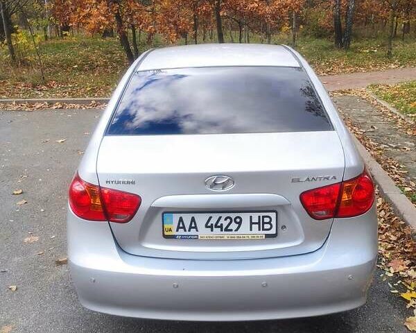Сірий Хендай Елантра, об'ємом двигуна 1.59 л та пробігом 90 тис. км за 6880 $, фото 12 на Automoto.ua