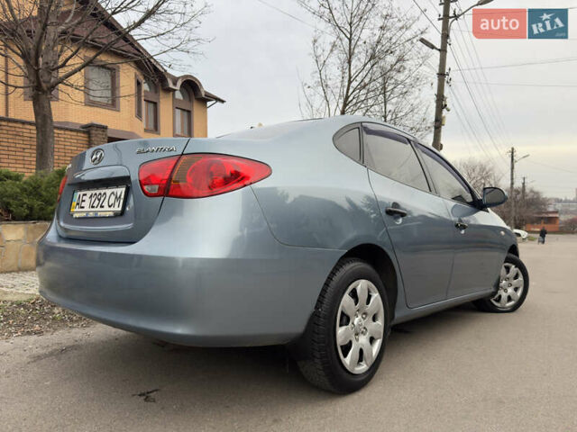 Серый Хендай Элантра, объемом двигателя 1.6 л и пробегом 168 тыс. км за 5500 $, фото 12 на Automoto.ua