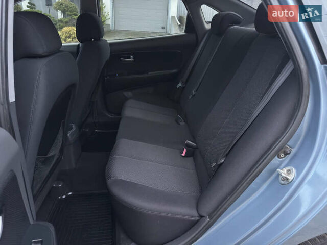 Серый Хендай Элантра, объемом двигателя 1.6 л и пробегом 168 тыс. км за 5500 $, фото 34 на Automoto.ua