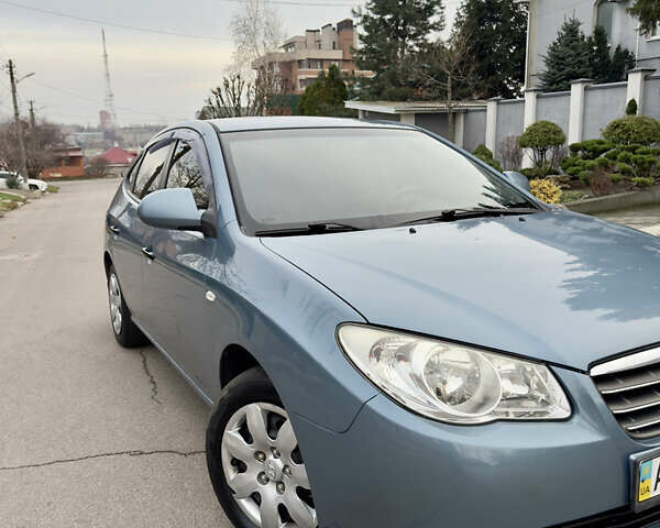 Серый Хендай Элантра, объемом двигателя 1.6 л и пробегом 168 тыс. км за 5500 $, фото 10 на Automoto.ua