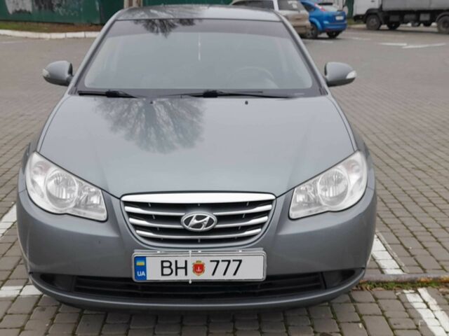 Серый Хендай Элантра, объемом двигателя 1.6 л и пробегом 162 тыс. км за 6700 $, фото 1 на Automoto.ua