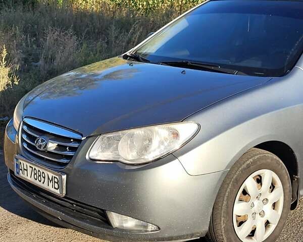 Сірий Хендай Елантра, об'ємом двигуна 1.59 л та пробігом 204 тис. км за 6600 $, фото 6 на Automoto.ua