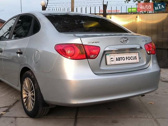 Серый Хендай Элантра, объемом двигателя 1.59 л и пробегом 276 тыс. км за 6290 $, фото 7 на Automoto.ua