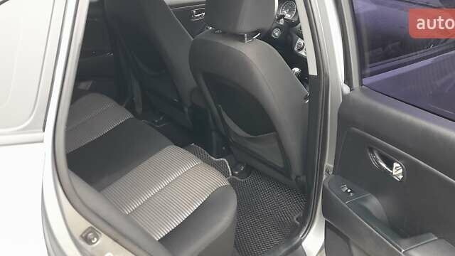 Серый Хендай Элантра, объемом двигателя 1.6 л и пробегом 162 тыс. км за 6700 $, фото 11 на Automoto.ua