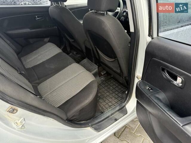 Серый Хендай Элантра, объемом двигателя 1.59 л и пробегом 220 тыс. км за 5400 $, фото 7 на Automoto.ua